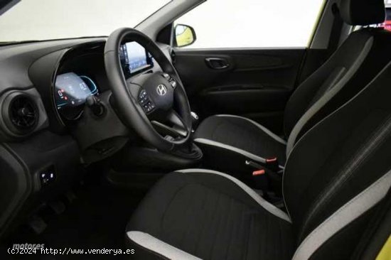 Hyundai i10 1.0 MPI Klass de 2024 con 13.087 Km por 14.490 EUR. en Barcelona