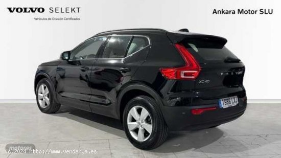 Volvo XC40 1.5 T2 MOMENTUM CORE AUTO 5P de 2022 con 60.730 Km por 25.750 EUR. en Alicante