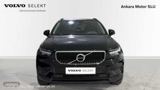 Volvo XC40 1.5 T2 MOMENTUM CORE AUTO 5P de 2022 con 60.730 Km por 25.750 EUR. en Alicante