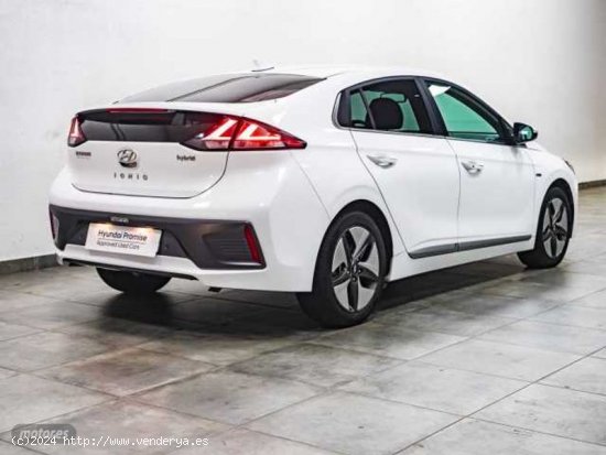 Hyundai Ioniq 1.6 GDI Tecno de 2020 con 51.083 Km por 18.990 EUR. en Guipuzcoa