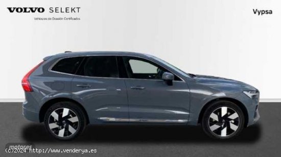 Volvo XC 60 2.0 D B4 PLUS BRIGHT AUTO 197 5P de 2023 con 7.268 Km por 48.500 EUR. en Malaga