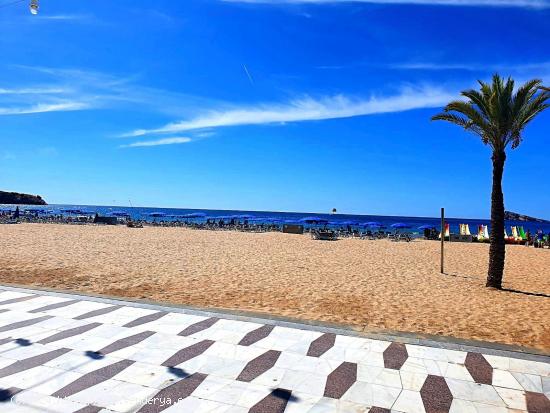 Reformado piso con 2 dormitorios en 1 Linea Levante con salida directa a la playa. - ALICANTE