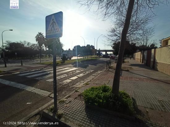 Adosado en Mérida Zona Cruzcampo sin posesión. - BADAJOZ