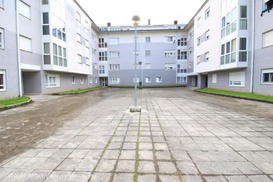 PLAZA DE GARAJE EN URB. EL CASTRO EN LA PENILLA DE CAYÓN - CANTABRIA