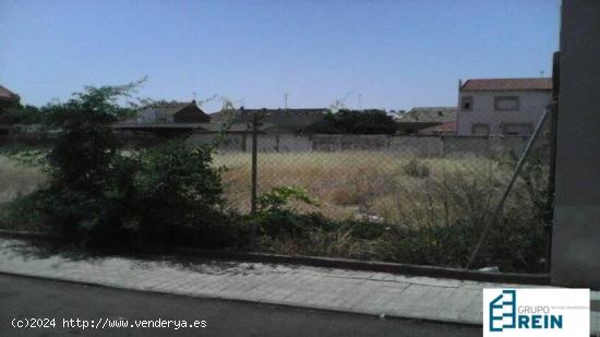 TERRENO DE 1800 M2 EN LA CALLE DEL PINTOR  RIVERA, NUMANCIA DE LA SAGRA, TOLEDO - TOLEDO