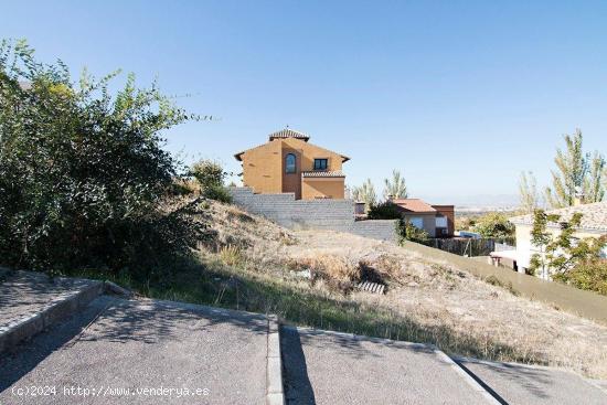  Parcela urbana con proyecto en Gojar zona Urb. Santa Marta - GRANADA 