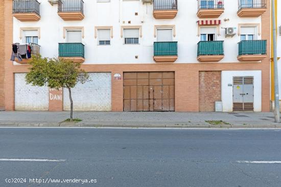 LOCAL COMERCIAL, AV CRISTÓBAL COLÓN, LAS COLONIAS-HUELVA - HUELVA