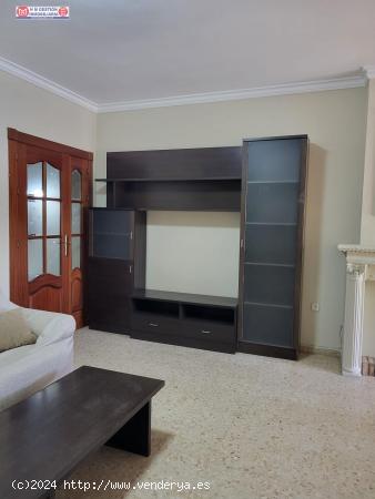 VIVIENDA DE 4 DORMITORIOS, 2 BAÑOS JUNTO AL HOSPITAL. IDEAL COMO INVERSIÓN. - CIUDAD REAL