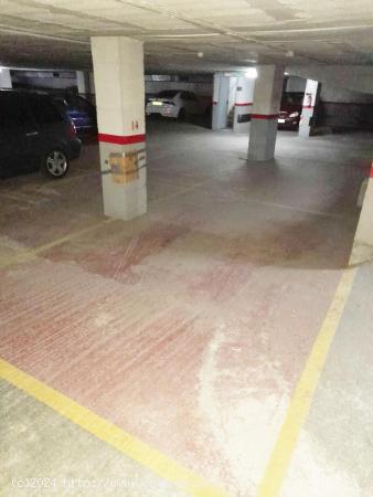 Plaza de parking en venta en Paisos Catalans, Reus. - TARRAGONA