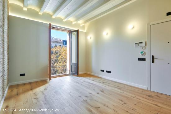 Vivienda de lujo a estrenar en el emblemático Passeig Sant Joan - BARCELONA