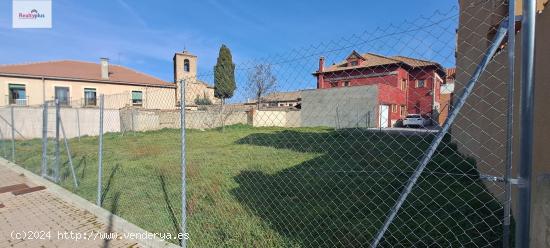 101- Parcela urbana en Valverde del Majano (Segovia) - SEGOVIA