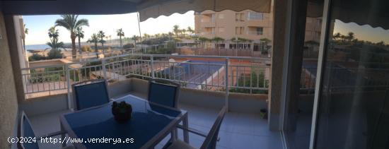 FANTASTICO APARTAMENTO DE DOS DORMITORIOS EN PRIMERA LINEA DE PLAYA - MURCIA