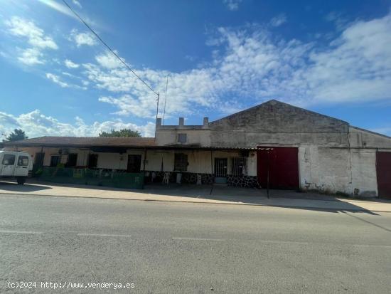 ESTUPENDA CASA DE CAMPO DE GRANDES DIMESIONES EN AGUADERAS - MURCIA