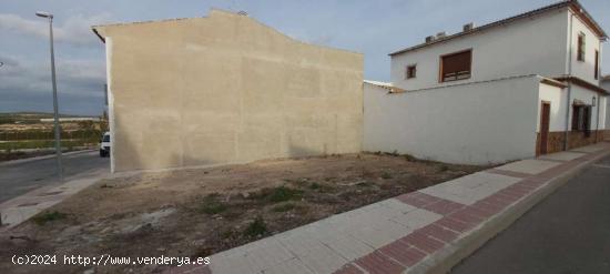 Venta suelo urbano en Alameda - MALAGA