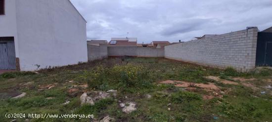 Venta de suelo urbano en Humilladero - MALAGA