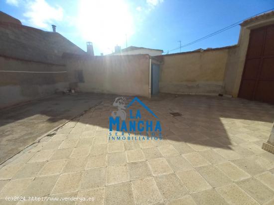 REF: Y077. INMOBILIARIA LA MANCHA VENDE CASA CON PATIO PARA REFORMAR EN EL SALOBRAL. - ALBACETE