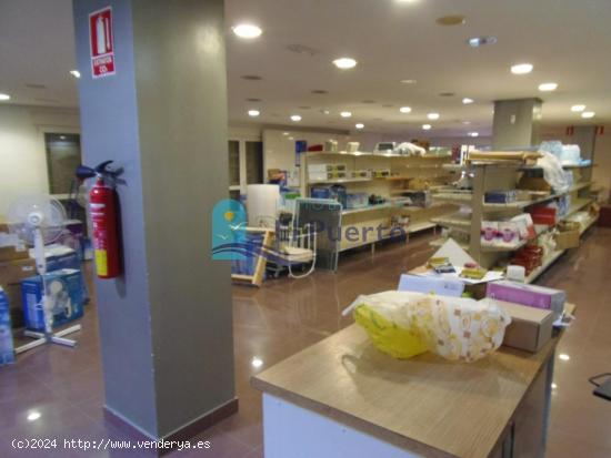 LOCAL COMERCIAL EN PLENO CENTRO DE MAZARRÓN - REF 496 - MURCIA