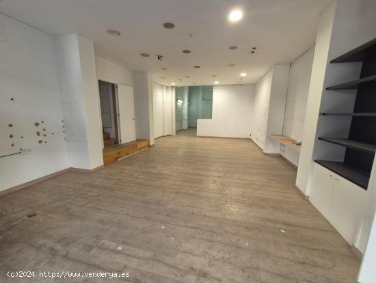 LOCAL COMERCIAL CON MUCHAS POSIBILIDADES EN VILAFRANCA (ZONA POBLE NOU - BARCELONA