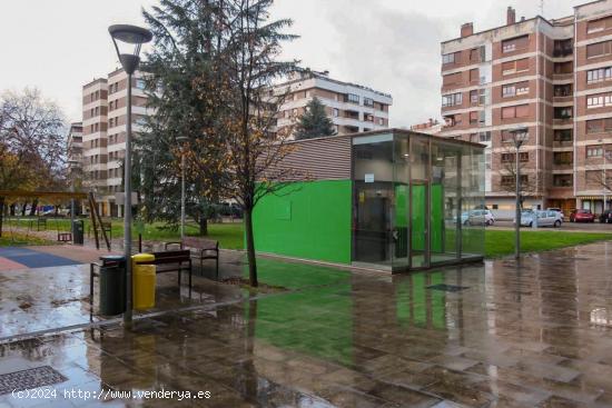 Plaza de garaje y trastero - NAVARRA