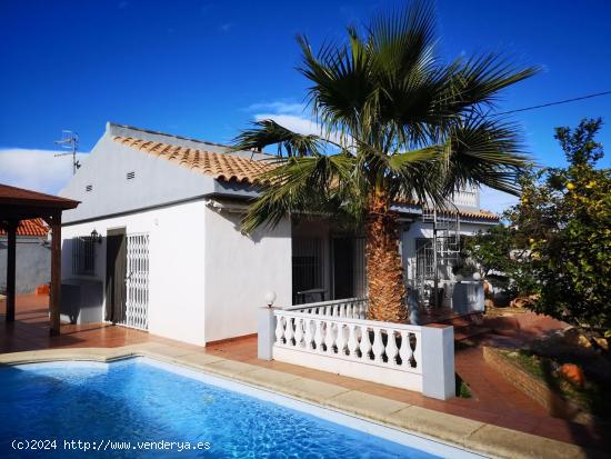 Acogedor Chalet con Piscina en la costa norte. - CASTELLON