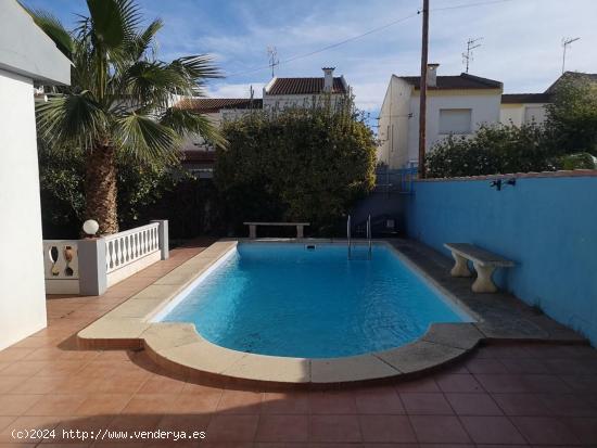 Acogedor Chalet con Piscina en la costa norte. - CASTELLON