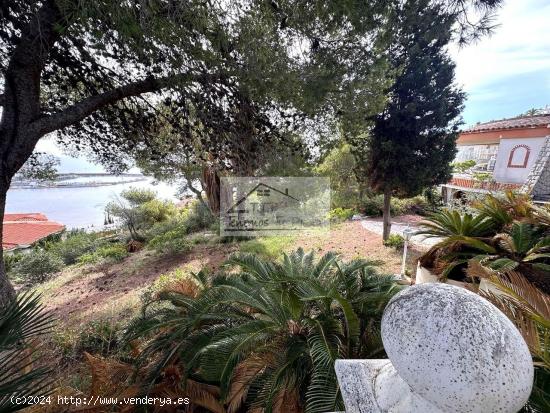 FINCA EN ATALAYAS CON VISTAS FRONTALES AL CASTILLO DE PEÑISCOLA - CASTELLON