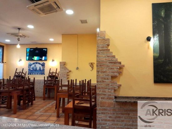 BAR-RESTAURANTE EN YUNCOS CON LICENCIA EN VIGOR