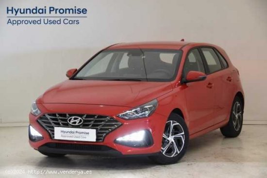  Hyundai i30 ( 1.0 TGDI Klass LR 48V 120 )  - Sant Boi de Llobregat 