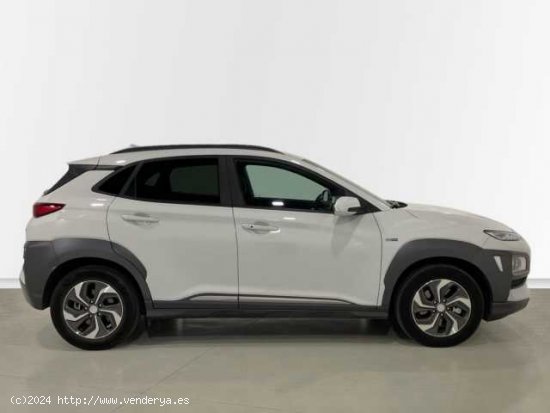 Hyundai Kona HEV ( 1.6 GDI DT Tecno Red )  - Lliçà De Vall