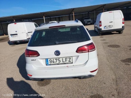 VOLKSWAGEN Golf en venta en Pamplona/IruÃ±a (Navarra) - Pamplona/IruÃ±a