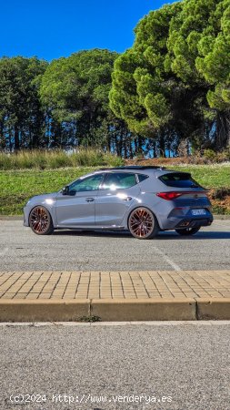 Cupra Leon VZ CUP 1.4 e-Hybrid 180kW DSG (Negro) de 2020 con 21.100 Km por 29.200 EUR. en Barcelona