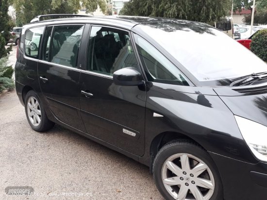 Renault Grand Espace 25th Aniversario de 2010 con 425.000 Km por 4.995 EUR. en Valencia