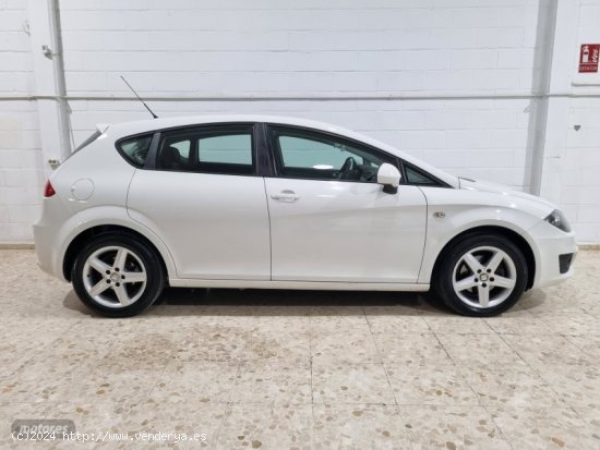 Seat Leon 1.6 tdi  style de 2012 con 186.000 Km por 6.800 EUR. en Sevilla