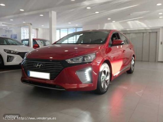  Hyundai Ioniq 1.6 GDI HEV Klass DT de 2019 con 98.078 Km por 14.990 EUR. en Madrid 