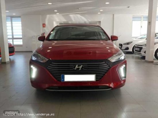 Hyundai Ioniq 1.6 GDI HEV Klass DT de 2019 con 98.078 Km por 14.990 EUR. en Madrid