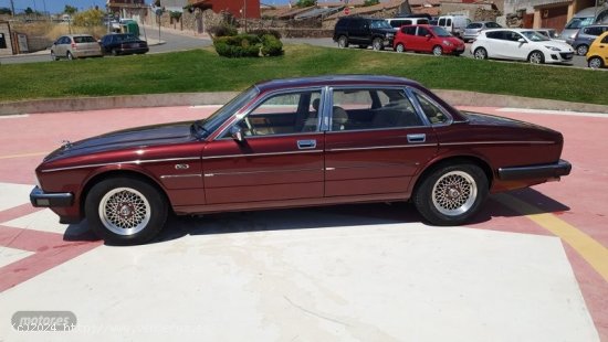 Jaguar XJ6 4.0 Vanden Plas Majestic de 1990 con 136.614 Km por 11.900 EUR. en Madrid