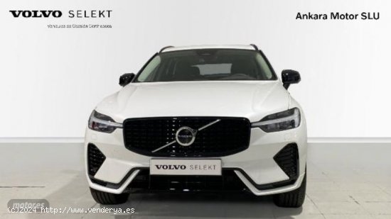 Volvo XC 60 Recharge Dark Ultimate T6 Plug-in Hybrid EAWD Automatic de 2023 con 10 Km por 63.500 EUR