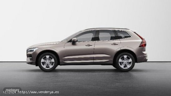 Volvo XC 60 2.0 B4 D CORE AUTO 197 5P de 2022 con 25.748 Km por 44.900 EUR. en Cadiz