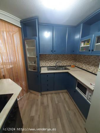  REF.- 34 - Apartamento a tan solo 300m de la playa de la Mata - Torrevieja - ALICANTE 