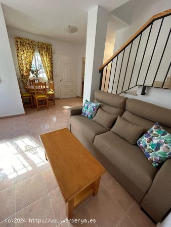 REF.- 35 – Dúplex con piscina comunitaria, Zona Carrefour – Torrevieja - ALICANTE