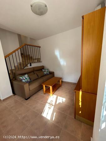 REF.- 35 – Dúplex con piscina comunitaria, Zona Carrefour – Torrevieja - ALICANTE