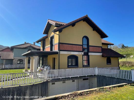 CHALETS INDIVIDUALES CON JARDÍN SITUADOS EN EL BARRIO DE PANDO - RUILOBA - CANTABRIA