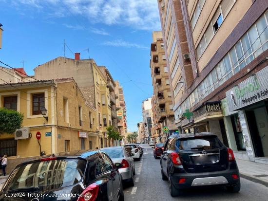 Plaza de Aparcamiento en Avenida de Chapi, Edificio Elda - ALICANTE