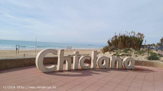  Apartamento de 2 dormitorios a 100 metros del mar, playa La Barrosa - CADIZ 