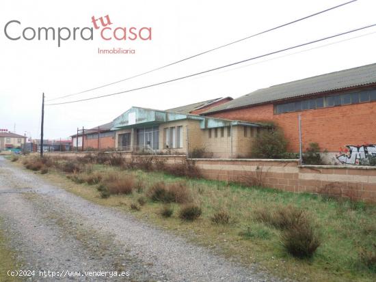 VENTA.-.COMPLEJO INDUSTRIAL.-.TORRECABALLEROS - SEGOVIA