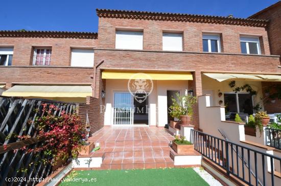  Casa en alquiler en el centro del pueblo de Cabrils - BARCELONA 