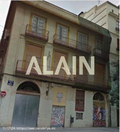  EDIFICIO EN VENTA EN EL CARMEN  CON GARAJE ZONA CIUTAT VELLA. - VALENCIA 