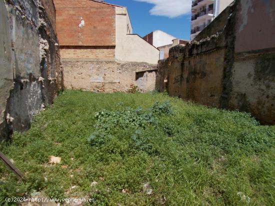 Fantástica parcela urbana en el centro de El Vendrell - TARRAGONA