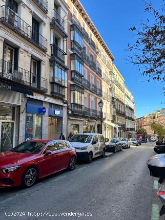  FANTASTICO LOCAL EN EL BARRIO DE CHUECA - MADRID 