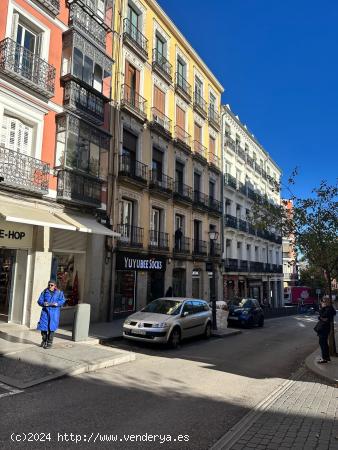 FANTASTICO LOCAL EN EL BARRIO DE CHUECA - MADRID